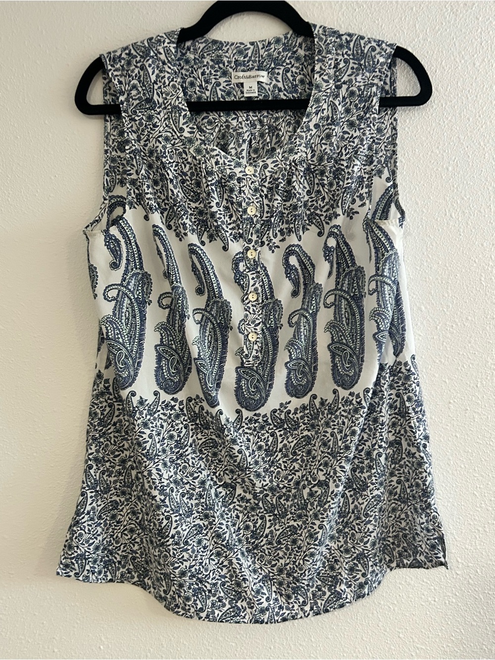 croft & barrow White and Blue Paisley Sleeveless Tank